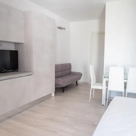 Holiday home Monocali Sul Molo 100m By Portoottioluaffitti Porto Ottiolu